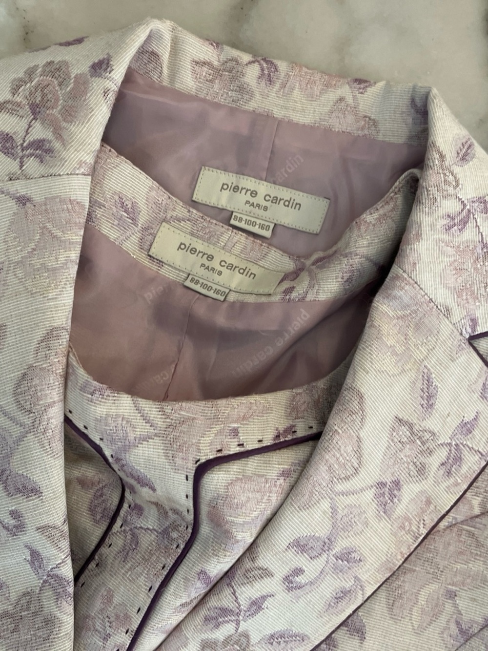 Pierre Cardin Lavender Floral Jacquard Blazer with Contrast Piping - Picture 2 of 8